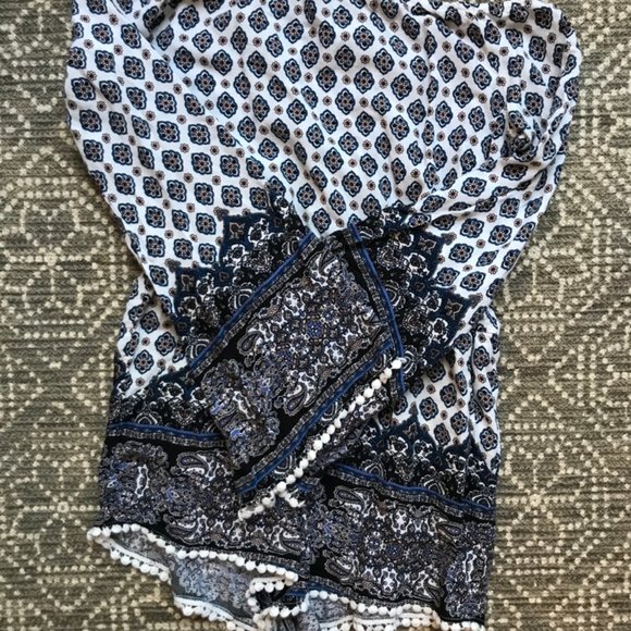 Forever 21 Off The Shoulder Romper - Picture 3 of 6